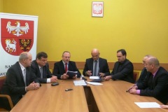 591 umowa z wykonawcą